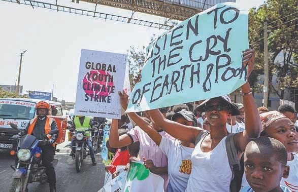 เสียงแห่งอนาคต: นักเคลื่อนไหวเยาวชนเรียกร้องการดำเนินการเกี่ยวกับการเปลี่ยนแปลงสภาพภูมิอากาศ